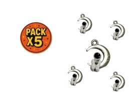 Dije Esmaltado Astronauta con Luna Plateada 